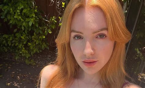 Scarlett Jones & Honour May & Jack Rippher Archives .